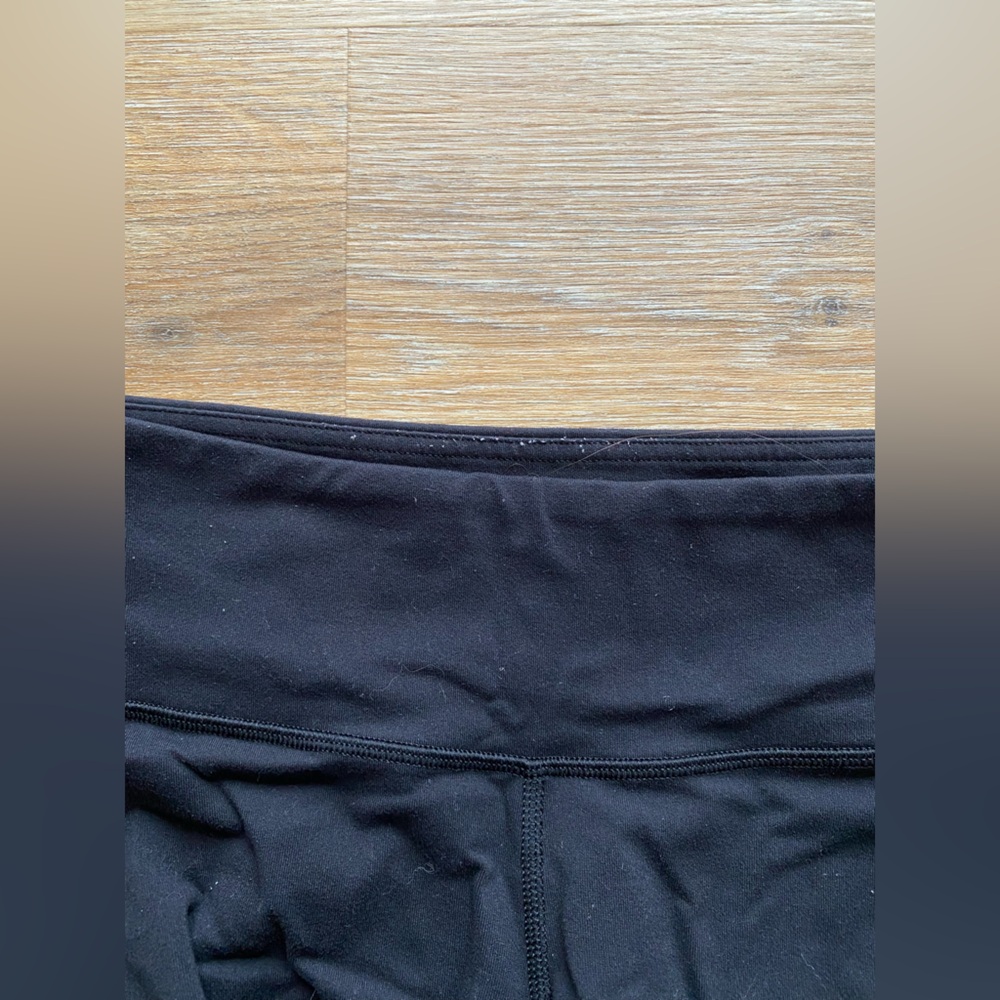 Lululemon Wunder Under Leggings - Picture 4 of 6